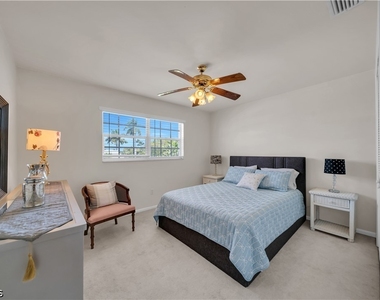 8741 Lueck Lane - Photo Thumbnail 17
