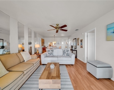 8741 Lueck Lane - Photo Thumbnail 11