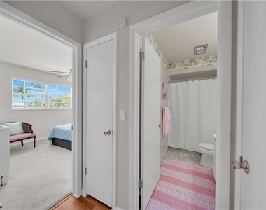 8741 Lueck Lane - Photo Thumbnail 16