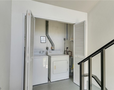 8741 Lueck Lane - Photo Thumbnail 20