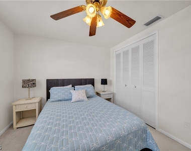 8741 Lueck Lane - Photo Thumbnail 18