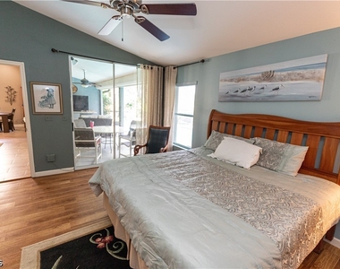 9411 Old Hickory Circle - Photo Thumbnail 6