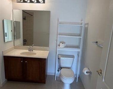 2411 Ramapo - Photo Thumbnail 9
