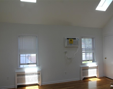 610 Grand - Photo Thumbnail 5
