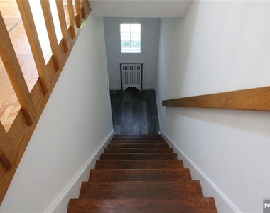 610 Grand - Photo Thumbnail 16