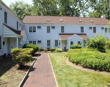 610 Grand - Photo Thumbnail 22