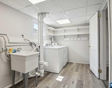 990 Washington - Photo Thumbnail 17