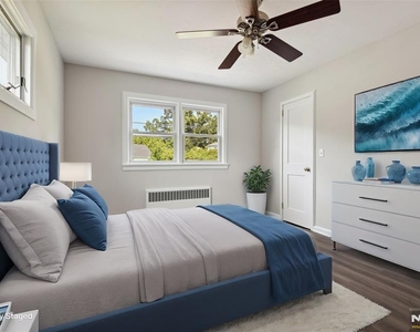 990 Washington - Photo Thumbnail 11