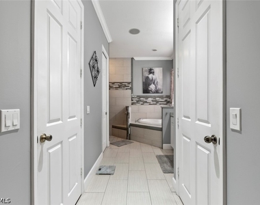 6051 Shallows Way - Photo Thumbnail 24