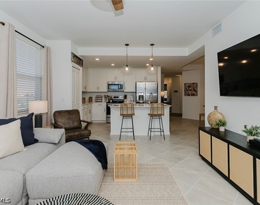 5651 Double Eagle Circle - Photo Thumbnail 9