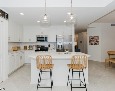 5651 Double Eagle Circle - Photo Thumbnail 7