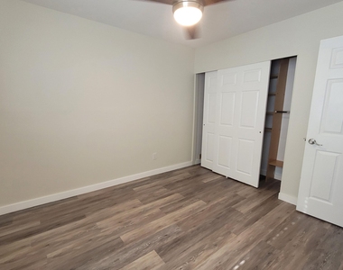1460 Sheafe Avenue Ne - Photo Thumbnail 17