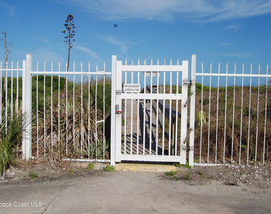 5350 Ocean Beach Boulevard - Photo Thumbnail 27
