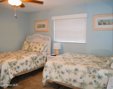 5350 Ocean Beach Boulevard - Photo Thumbnail 8