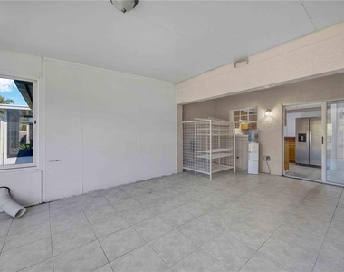 727 Kensington Lake Circle - Photo Thumbnail 54