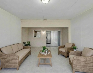 727 Kensington Lake Circle - Photo Thumbnail 49