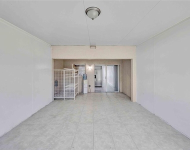 727 Kensington Lake Circle - Photo Thumbnail 56