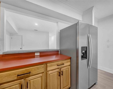 727 Kensington Lake Circle - Photo Thumbnail 27
