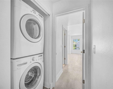 727 Kensington Lake Circle - Photo Thumbnail 30