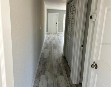 440 50th Avenue N - Photo Thumbnail 18