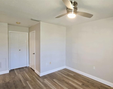 4356 Tahitian Gardens Circle - Photo Thumbnail 12