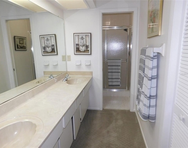70 Joanne Place - Photo Thumbnail 15