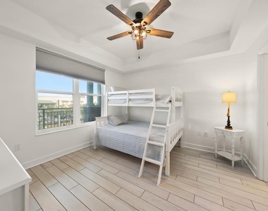125 Island Way - Photo Thumbnail 18