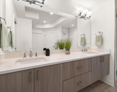 125 Island Way - Photo Thumbnail 15