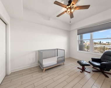 125 Island Way - Photo Thumbnail 17