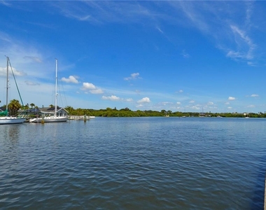 3873 Pompano Drive Se - Photo Thumbnail 48