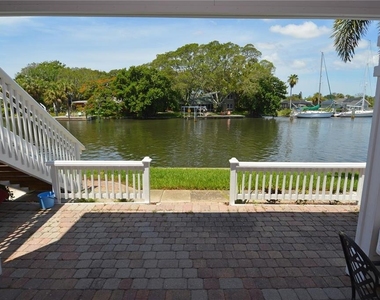 3873 Pompano Drive Se - Photo Thumbnail 45