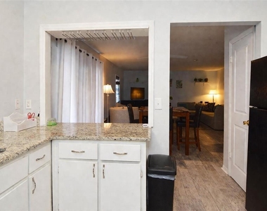 3873 Pompano Drive Se - Photo Thumbnail 10
