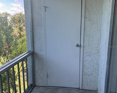 383 S Mcmullen Booth Road - Photo Thumbnail 21