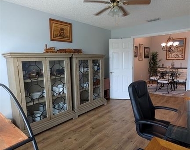 2204 Margarita Drive - Photo Thumbnail 10