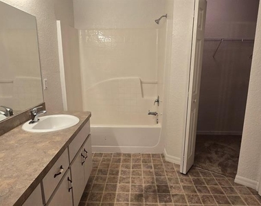 6875 Se 52nd Street - Photo Thumbnail 11