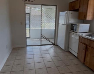 945 Bryan Court - Photo Thumbnail 5
