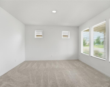 6550 Barnstorm Way - Photo Thumbnail 7