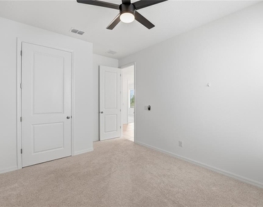 6550 Barnstorm Way - Photo Thumbnail 25