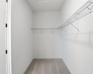 6550 Barnstorm Way - Photo Thumbnail 23