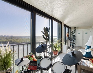 9397 Midnight Pass Road - Photo Thumbnail 14