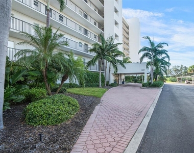 9397 Midnight Pass Road - Photo Thumbnail 41