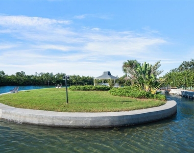 9397 Midnight Pass Road - Photo Thumbnail 33