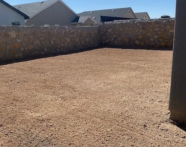 13972 Summer Valley Avenue - Photo Thumbnail 2