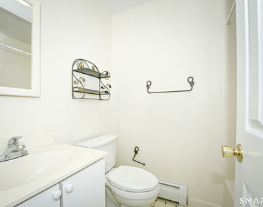 5 Moody Avenue - Photo Thumbnail 17