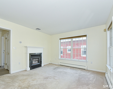 5 Moody Avenue - Photo Thumbnail 9