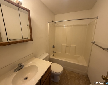 277 N. Main Street - Photo Thumbnail 12