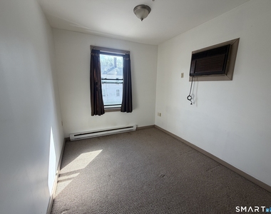 277 N. Main Street - Photo Thumbnail 9