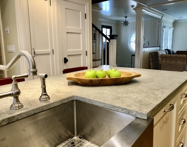12 Danbury Avenue - Photo Thumbnail 7