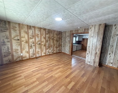 754 N Sharpsville - Photo Thumbnail 1