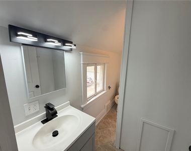 422 Prospect St - Photo Thumbnail 7